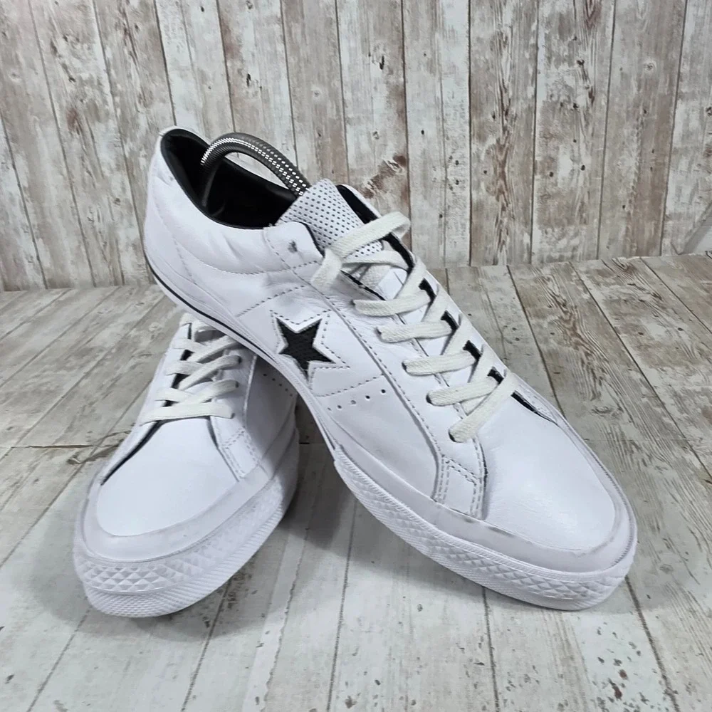 Converse One Star Perforated Leather Low Top White Black Sneakers 158464C 10.5W